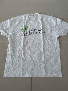 White Graphic Palm Tree Tee - ¿QUE LO QUE MAMI?